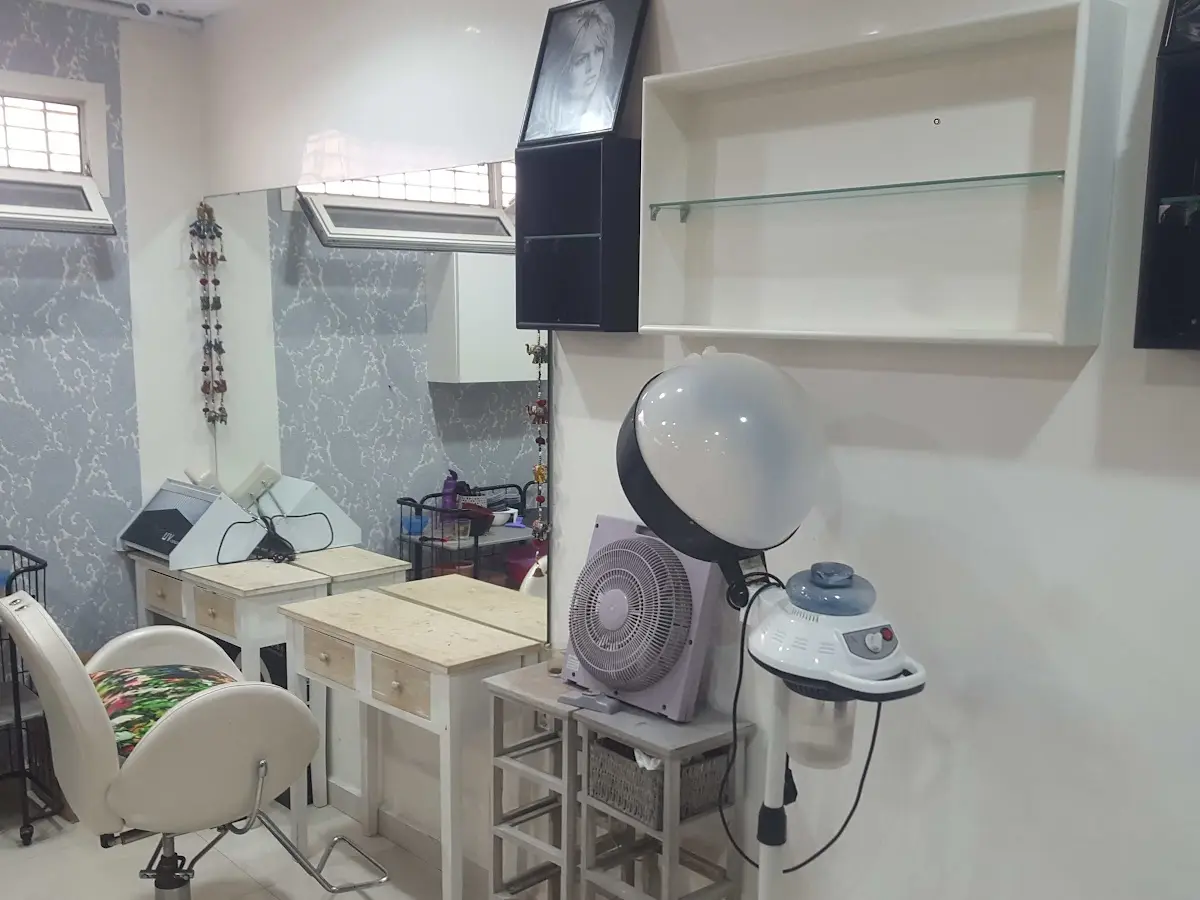 Ace Queen nail bar, institut de beauté à l'Océan, Rabat (photo 11)