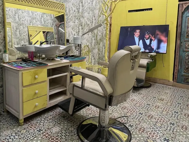 Achraf’s Barbershop, barbier à M'hamid, Marrakech (photo 4)
