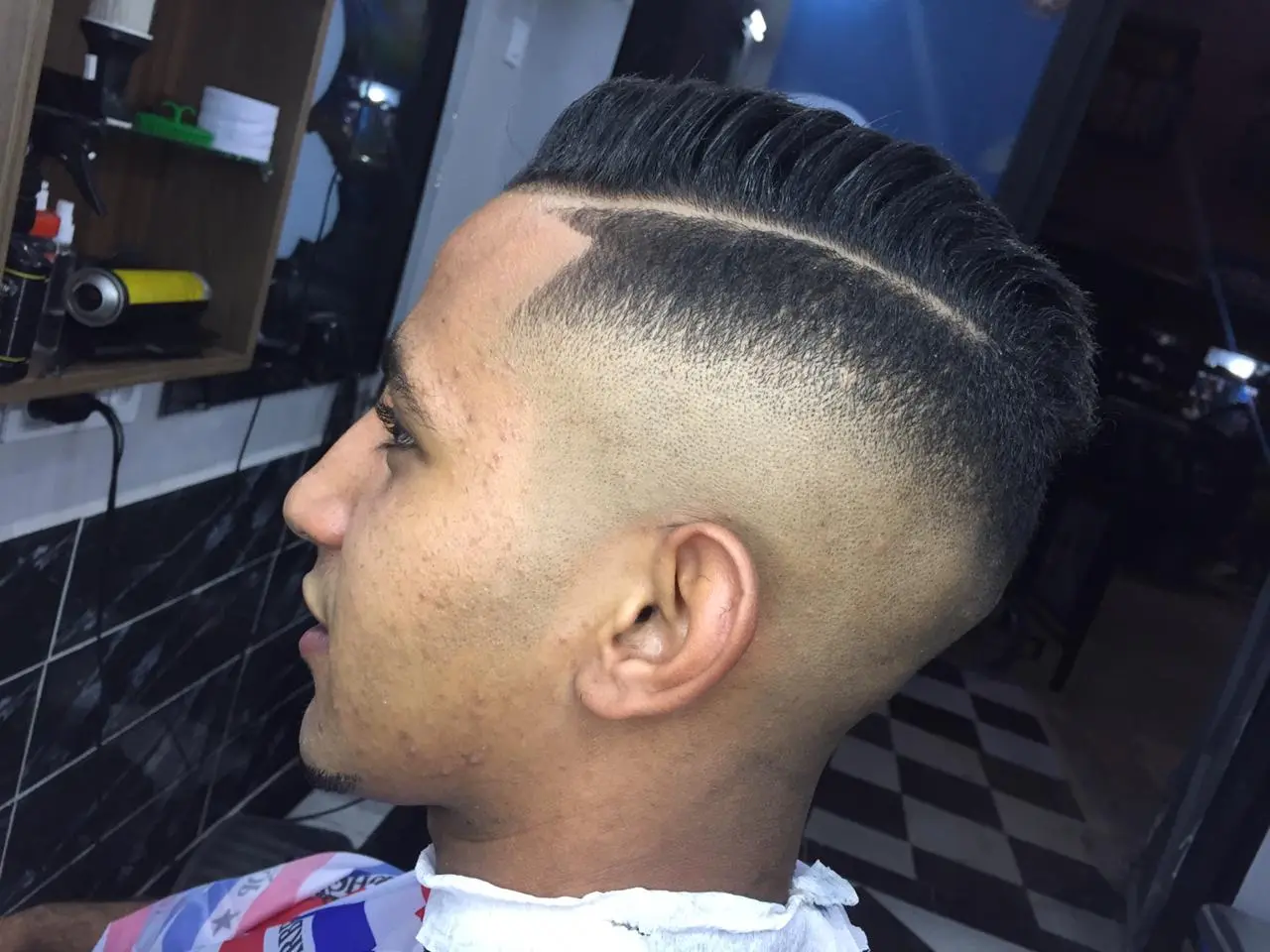 Barber Khalifa, coiffeur à M'hamid, Marrakech (photo 8)