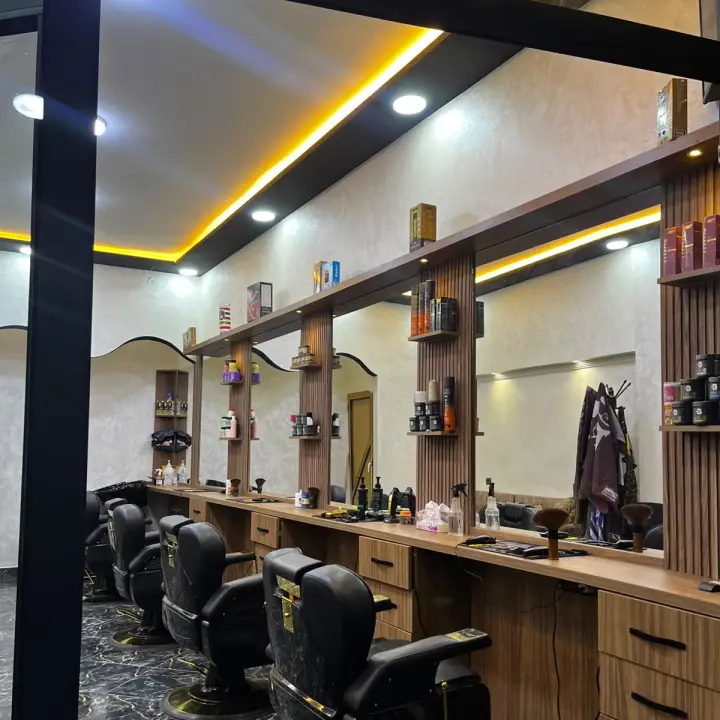 Barber mhamid nahda, barbier à M'hamid, Marrakech