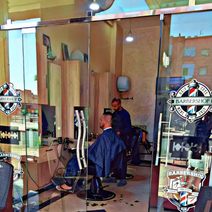 Berbere shop el hussein, coiffeur à M'hamid, Marrakech