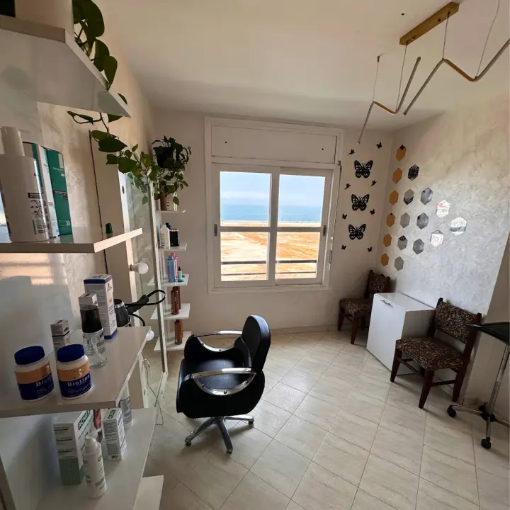 Ishak bernichi, coiffeur à Rabat