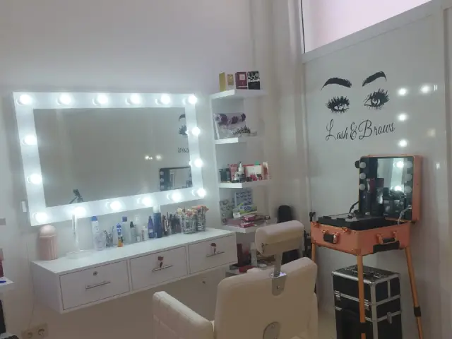 Kenza Makeup Artiste, institut de beauté à Semlalia, Marrakech (photo 2)