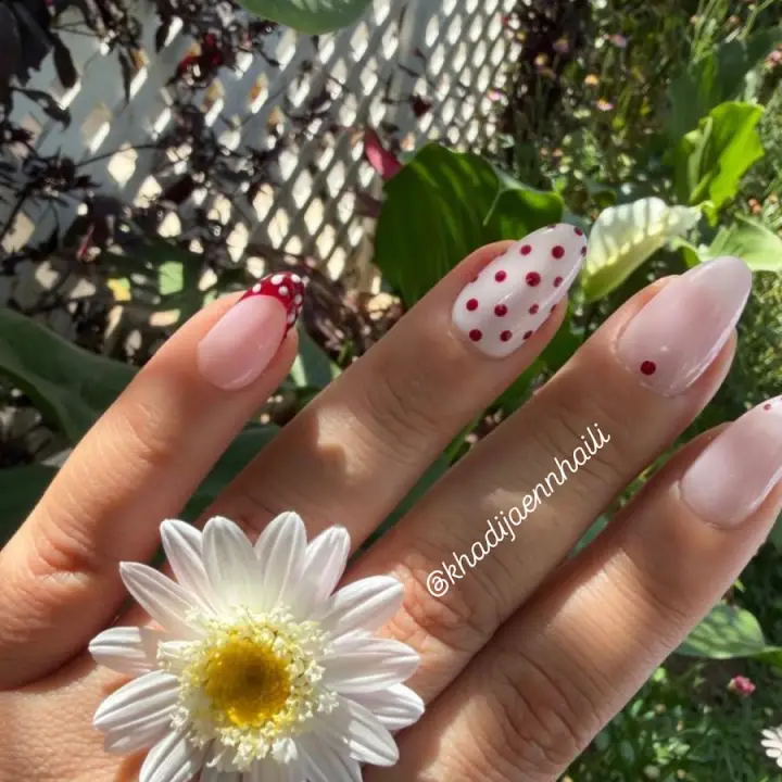Khadija Ennhaili Nails, onglerie à Agdal, Rabat