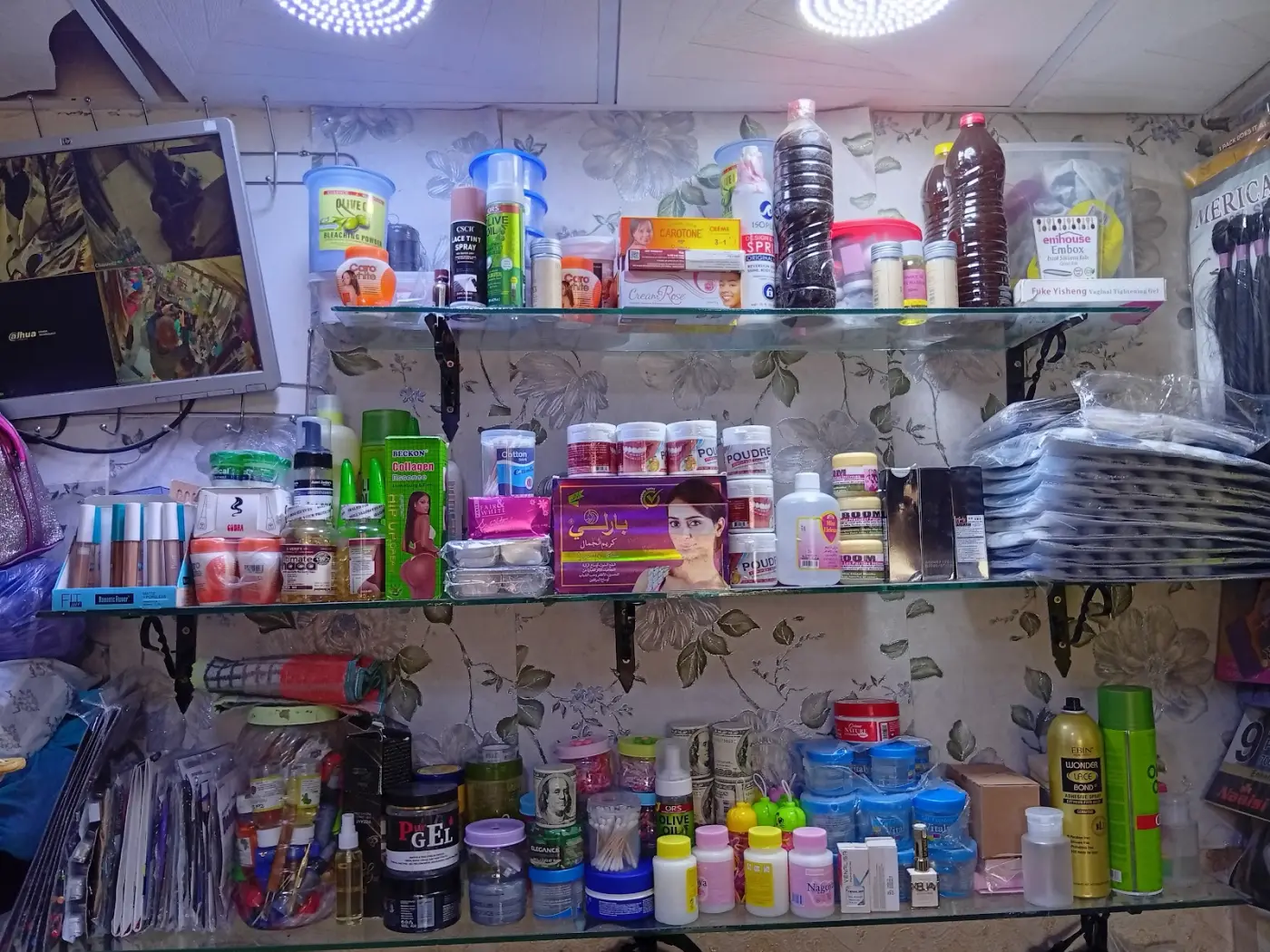 Ma La Rose, coiffeur dans la médina de Marrakech (photo 2)