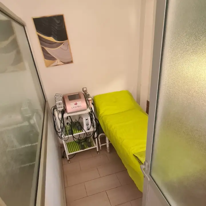 Mina lcole, institut de beauté à Oulfa, Casablanca