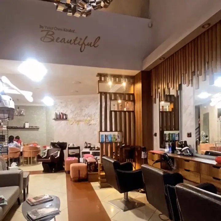 Orquidea, coiffeur à Maârif, Casablanca