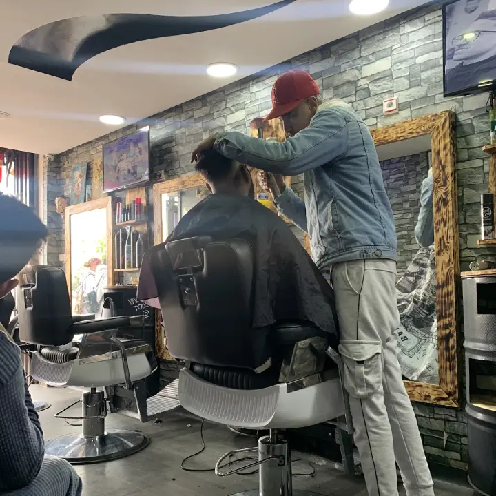 Our Touch, barbier à Oulfa, Casablanca