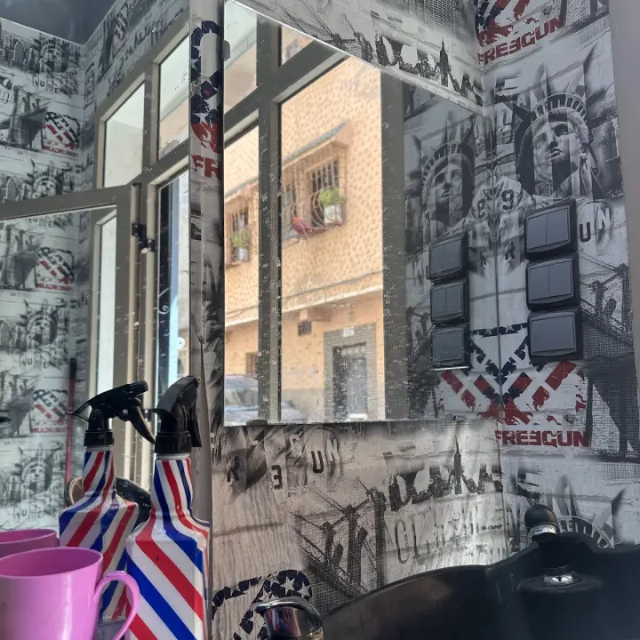 Rziki barber, coiffeur à M'hamid, Marrakech