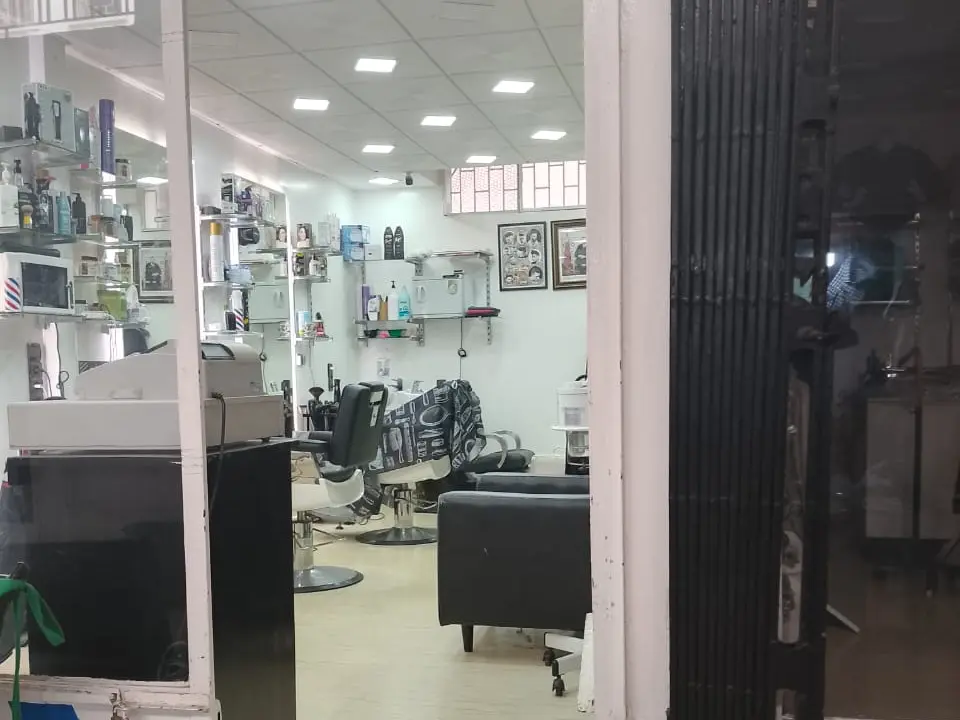 Salon de coiffure, barbier au centre-ville de Rabat (photo 3)